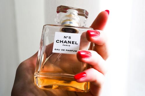 A valaha volt 13 legjobb női parfüm