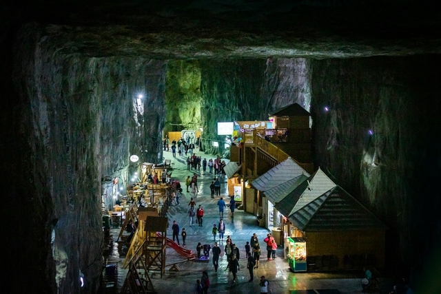 Szombaton újra megnyílik a parajdi sóbánya