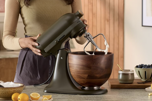 Megér 700 dollárt a KitchenAid fatálas mixere?