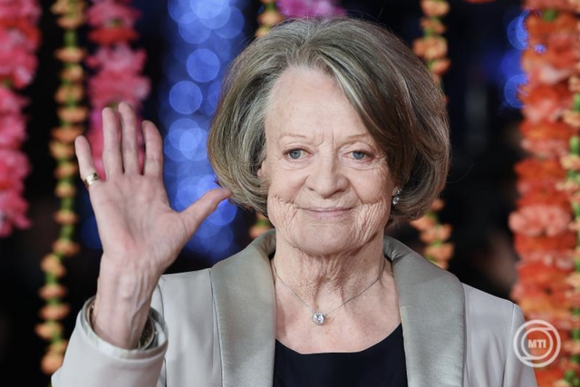 Elhunyt Maggie Smith