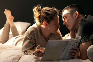 Két szerelmes mesterséges intelligencia Kristen Stewart új filmjének főszereplője