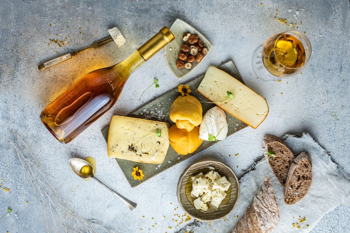 Tokaji borvidék, világörökség, gasztroturizmus, lassú turizmus, borkóstoló, Rákóczi Pince, aszú, kulturális örökség, vártúra, Csodás Magyarország