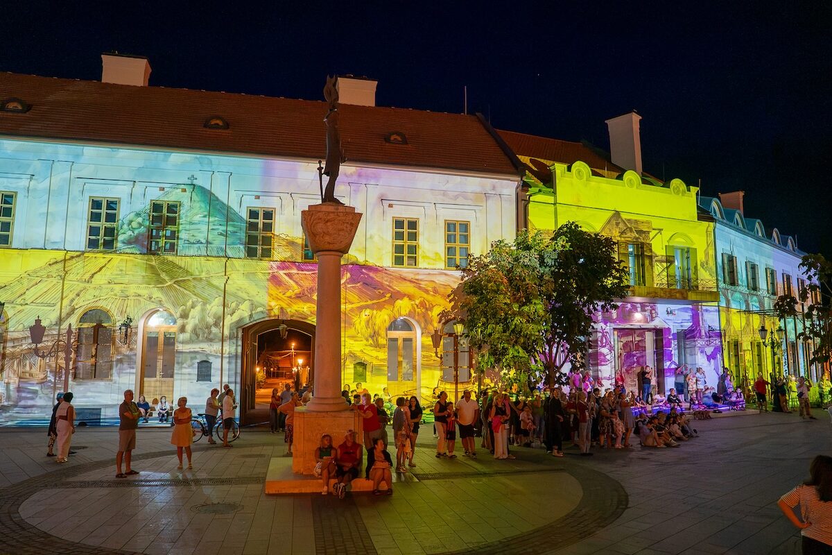 augusztus 20, hosszú hétvége, programajánló, Debreceni Virágkarnevál, Miskolctapolca Barlangfürdő, Tokaj, Sopron, utazás, család, belföldi turizmus, pihenés, Visit Hungary