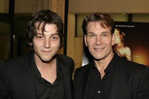 Közeleg a Dirty Dancing folytatása, Patrick Swayze karakterének sorsa is eldőlni látszik